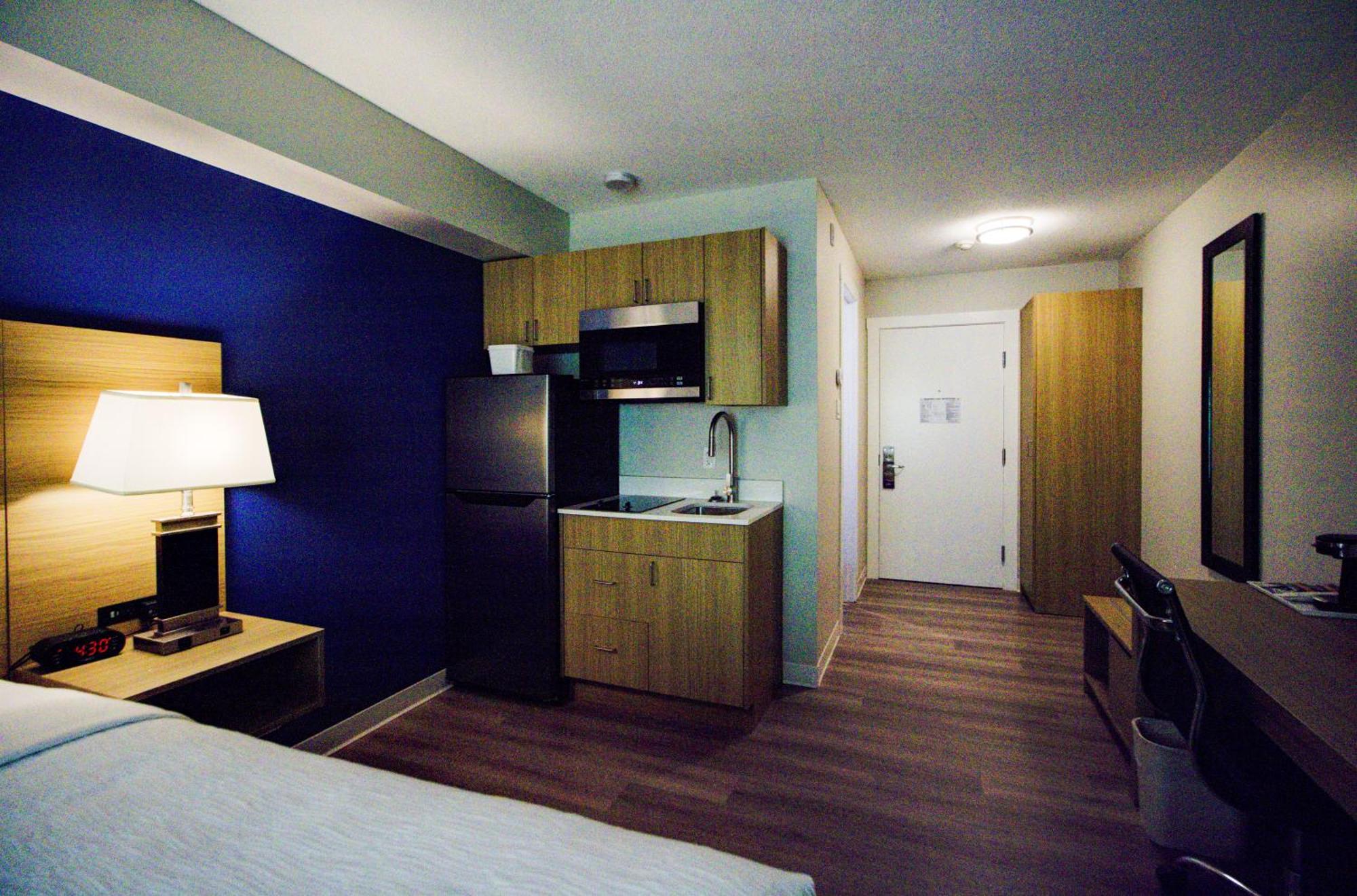 Baymont By Wyndham Gold River Ngoại thất bức ảnh